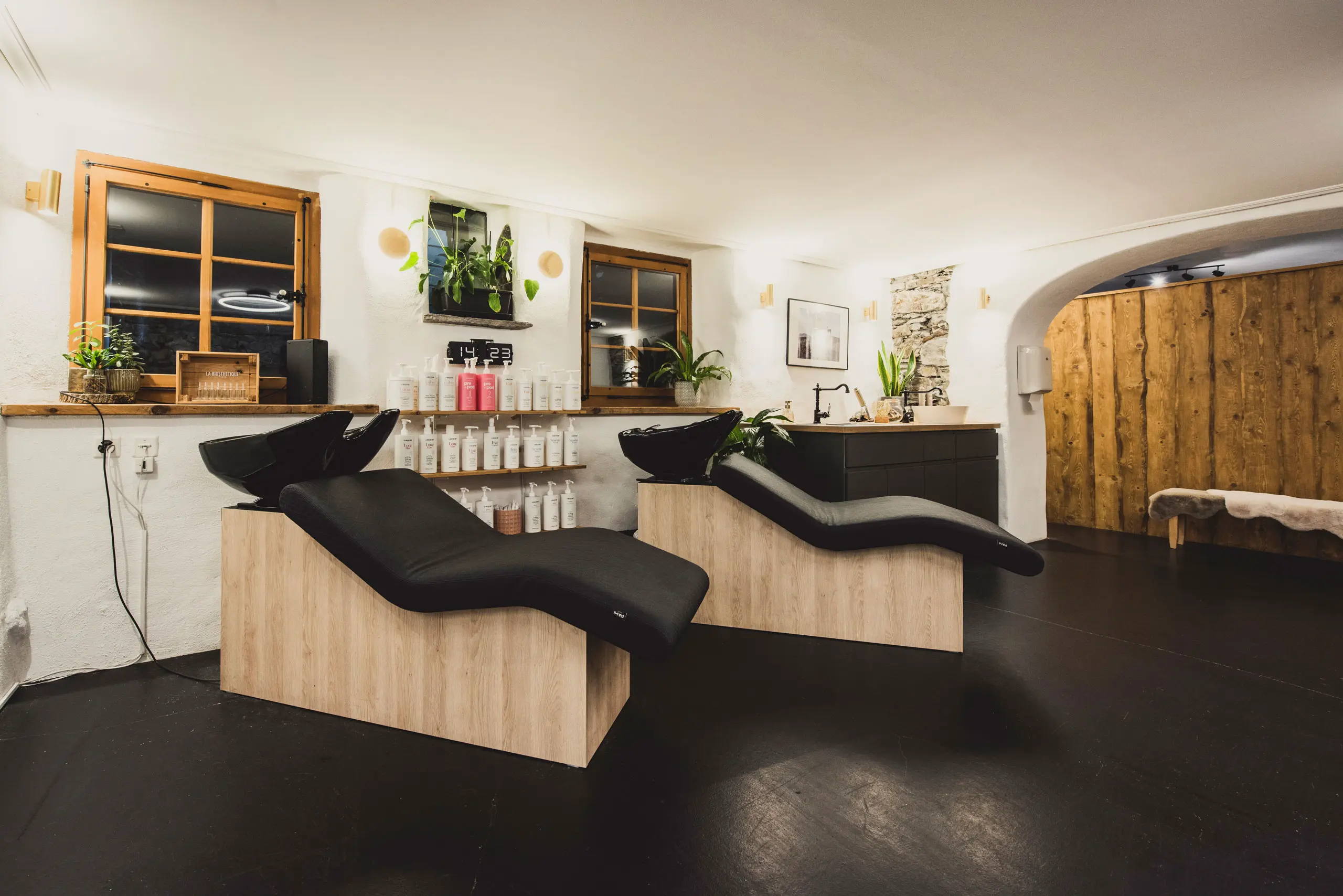ACE Unterseen Coiffeur La Biosthétique Salon 10