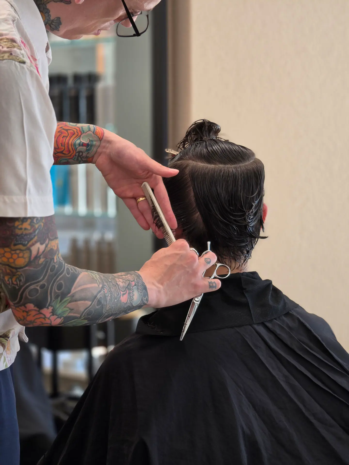 ACE Unterseen Thun Coiffeur La Biosthétique Salon Haarschnitt